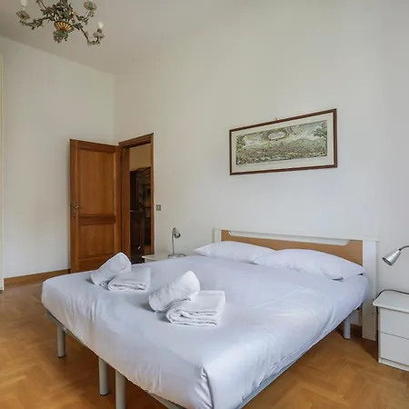 Διαμέρισμα Spacious 3 Bedroom Φλωρεντία