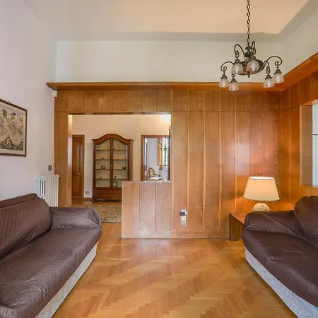 Spacious 3 Bedroom *
