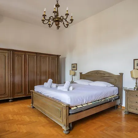Spacious 3 Bedroom *